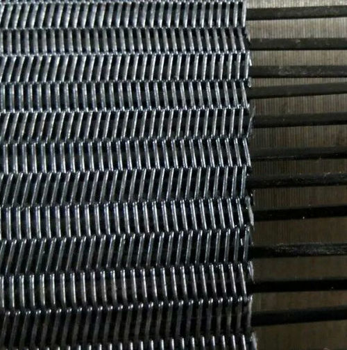 Latest company news about czarny poliestrowy spiralny pasek z siatki do drukarki szerokiej wysyłanej do Argentyny