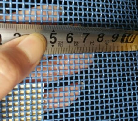 Dobra cena. Pas z siatki poliestrowej z niebieskim otworem, suszenie, mycie i przenośnik w przemyśle spożywczym w Internecie