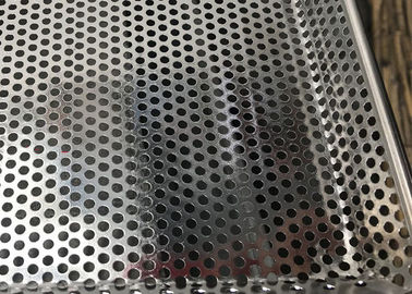 Dobra cena. Metalowa perforowana 18 x 26-calowa piekarnicza blacha do pieczenia Odwadniająca siatkowa taca 304 w Internecie