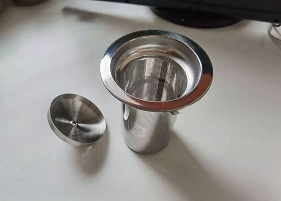 Dobra cena. 5cm metalowy sitko do herbaty Sus304 FDA wielokrotnego użytku z pokrywką w Internecie