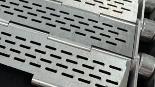 Przenośnik taśmowy z blachy z otworem do chłodzenia tunelu pieca piekarniczego do wyżarzania